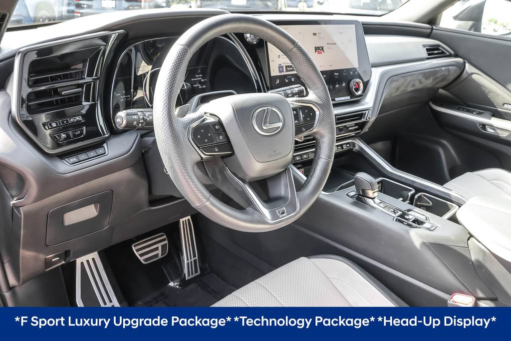 Used 2024 Lexus TX 500h AWD w/ Technology Package image 5