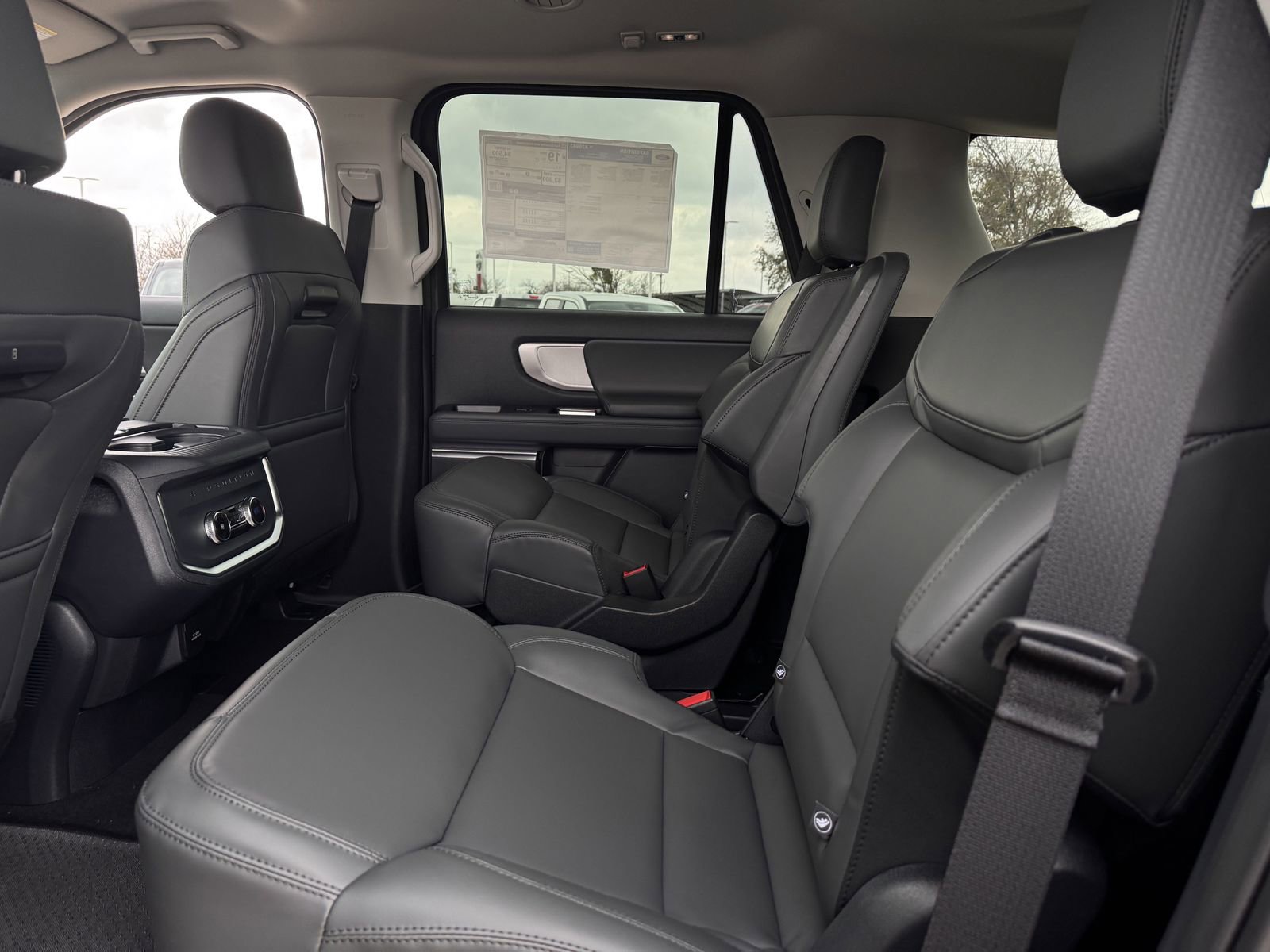 New 2026 Ford Expedition Active image 21