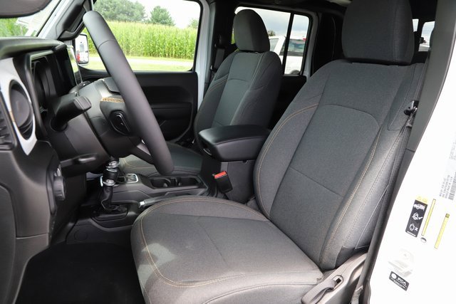 Used 2024 Jeep Gladiator Sport image 13