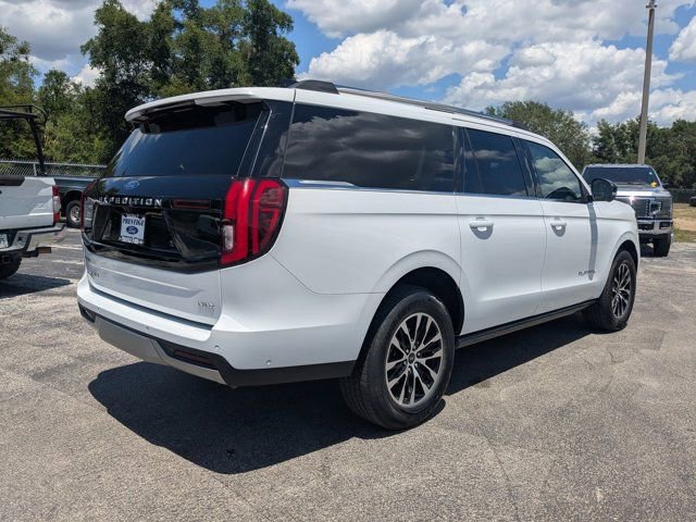 Used 2025 Ford Expedition Max Platinum AWD/4WD image 5