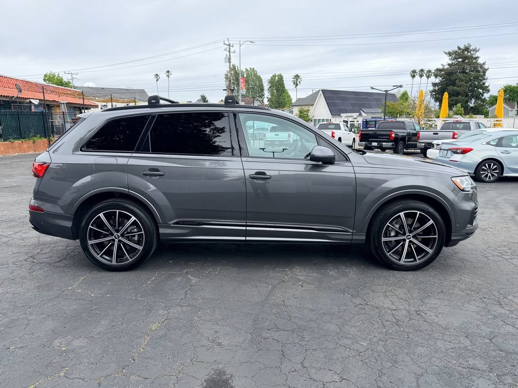 Used 2021 Audi Q7 3.0T Premium Plus w/ Premium Plus Package AWD/4WD image 7