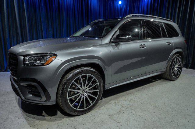 New 2026 Mercedes-Benz GLS 450 450 4MATIC&reg; SUV image 1