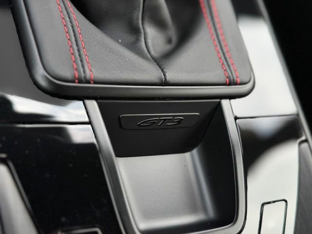 Certified 2022 Porsche 911 GT3 RWD image 32