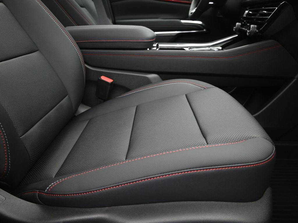 New 2026 Chevrolet Traverse Z71 w/ Enhanced Driving Package AWD/4WD image 25