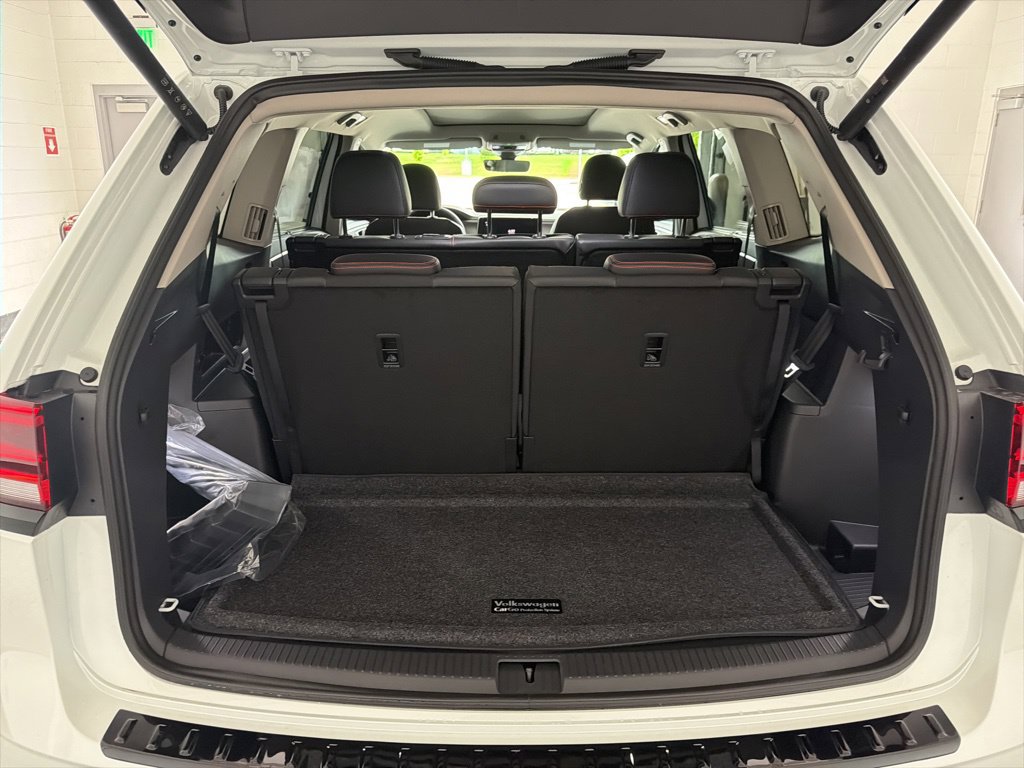 New 2026 Volkswagen Atlas Peak Edition AWD/4WD image 35