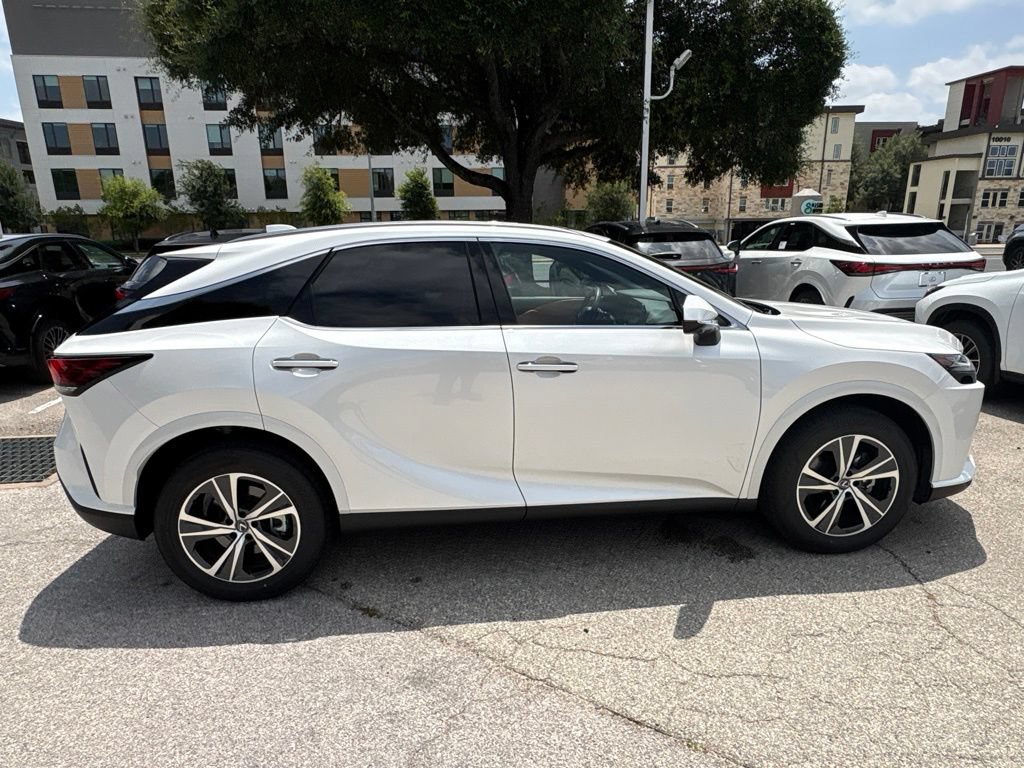 Certified 2025 Lexus RX 350 Premium w/ Accessory Package (Z1) FWD image 6