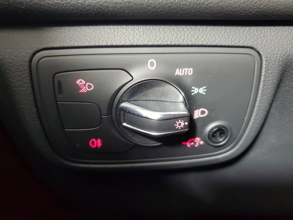 Used 2018 Audi A6 2.0T Premium w/ Cold Weather Package image 34