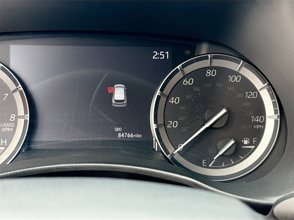 Used 2021 Toyota Highlander XLE image 13