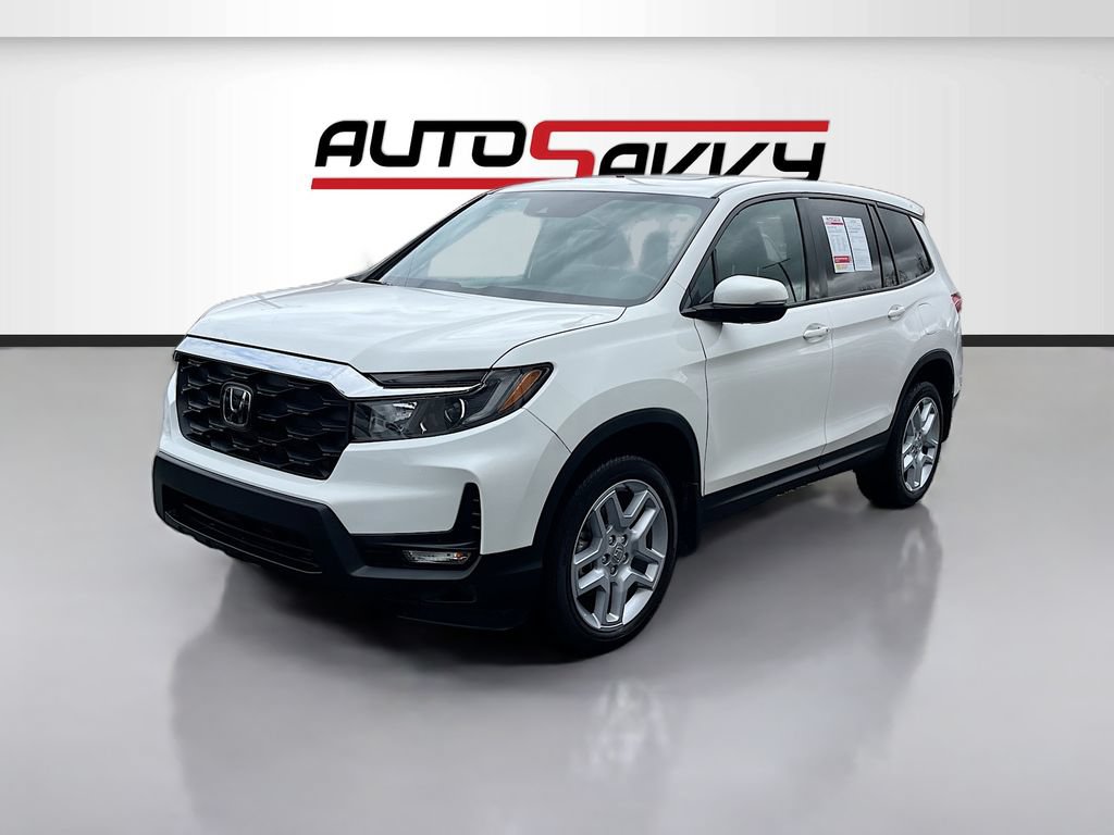 Used 2025 Honda Passport EX-L image 3