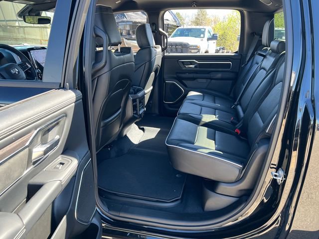 New 2026 RAM 1500 Laramie AWD/4WD image 16