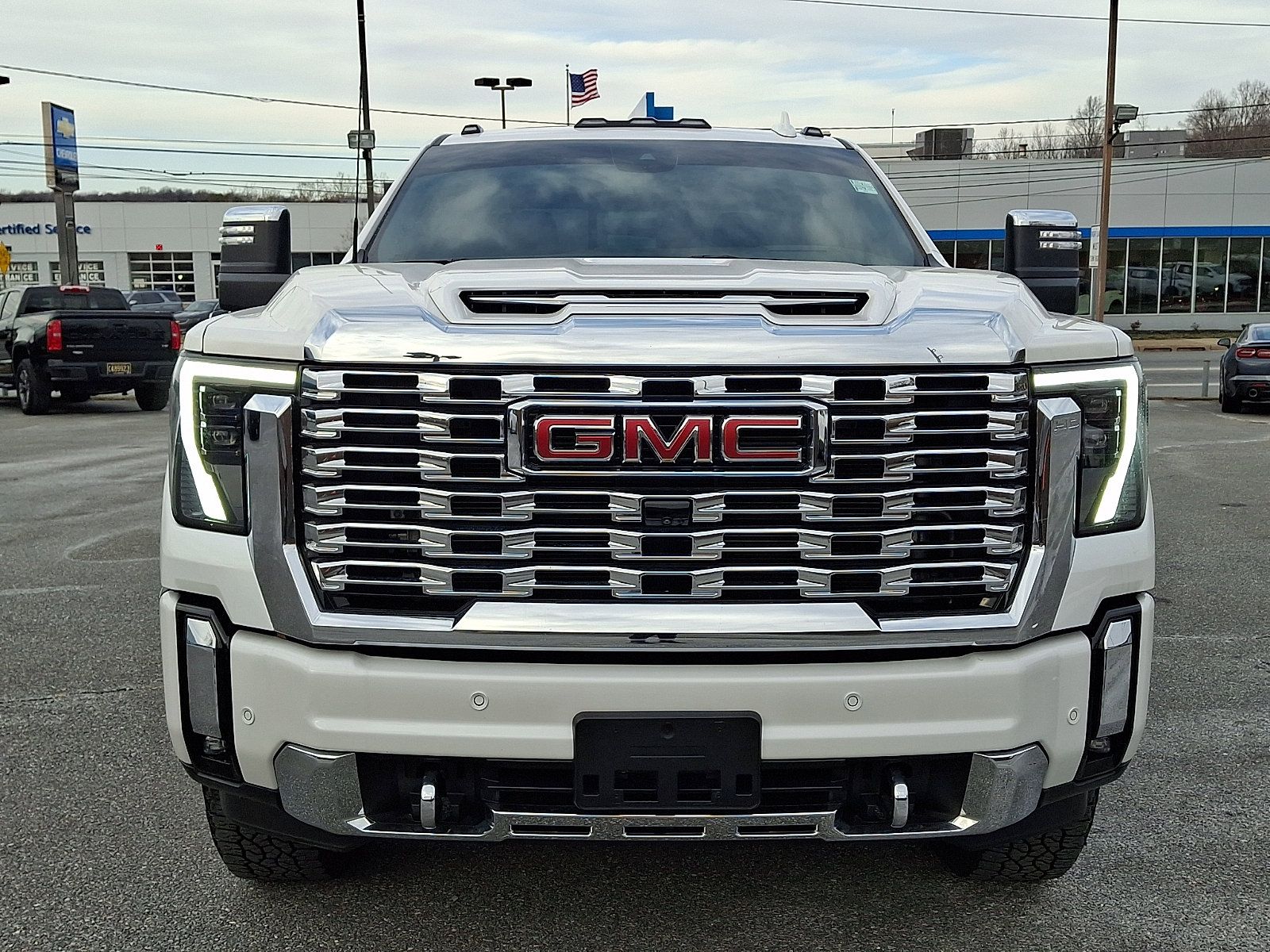Certified 2025 GMC Sierra 2500 Denali w/ Denali Reserve Package image 2
