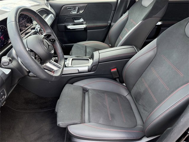 New 2024 Mercedes-Benz GLB 250 image 22