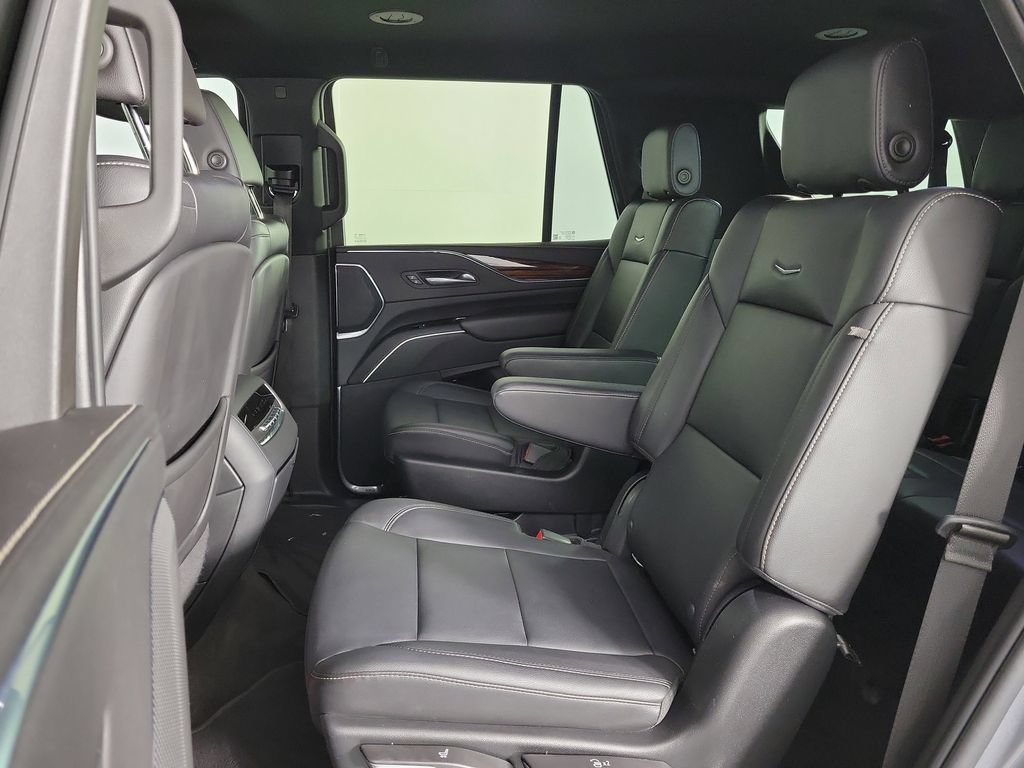 Used 2022 Cadillac Escalade Luxury RWD image 12