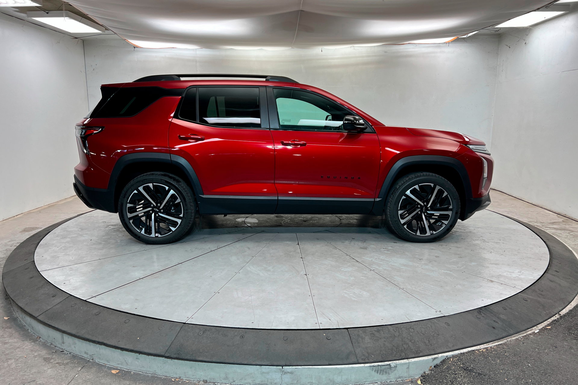 New 2026 Chevrolet Equinox RS w/ Convenience Package III image 7