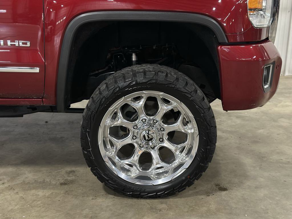 Used 2019 GMC Sierra 2500 Denali w/ Duramax Plus Package image 4