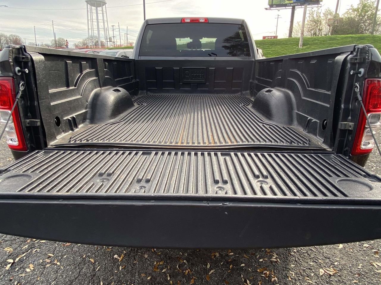 Used 2023 RAM 2500 Big Horn w/ Level 1 Equipment Group image 8