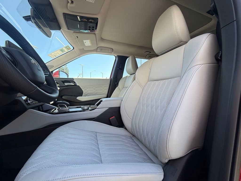 New 2026 Mitsubishi Outlander SEL FWD image 37