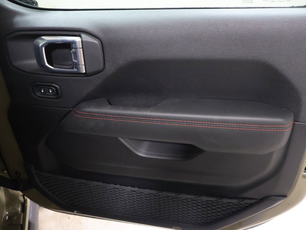 New 2026 Jeep Wrangler Rubicon AWD/4WD image 17