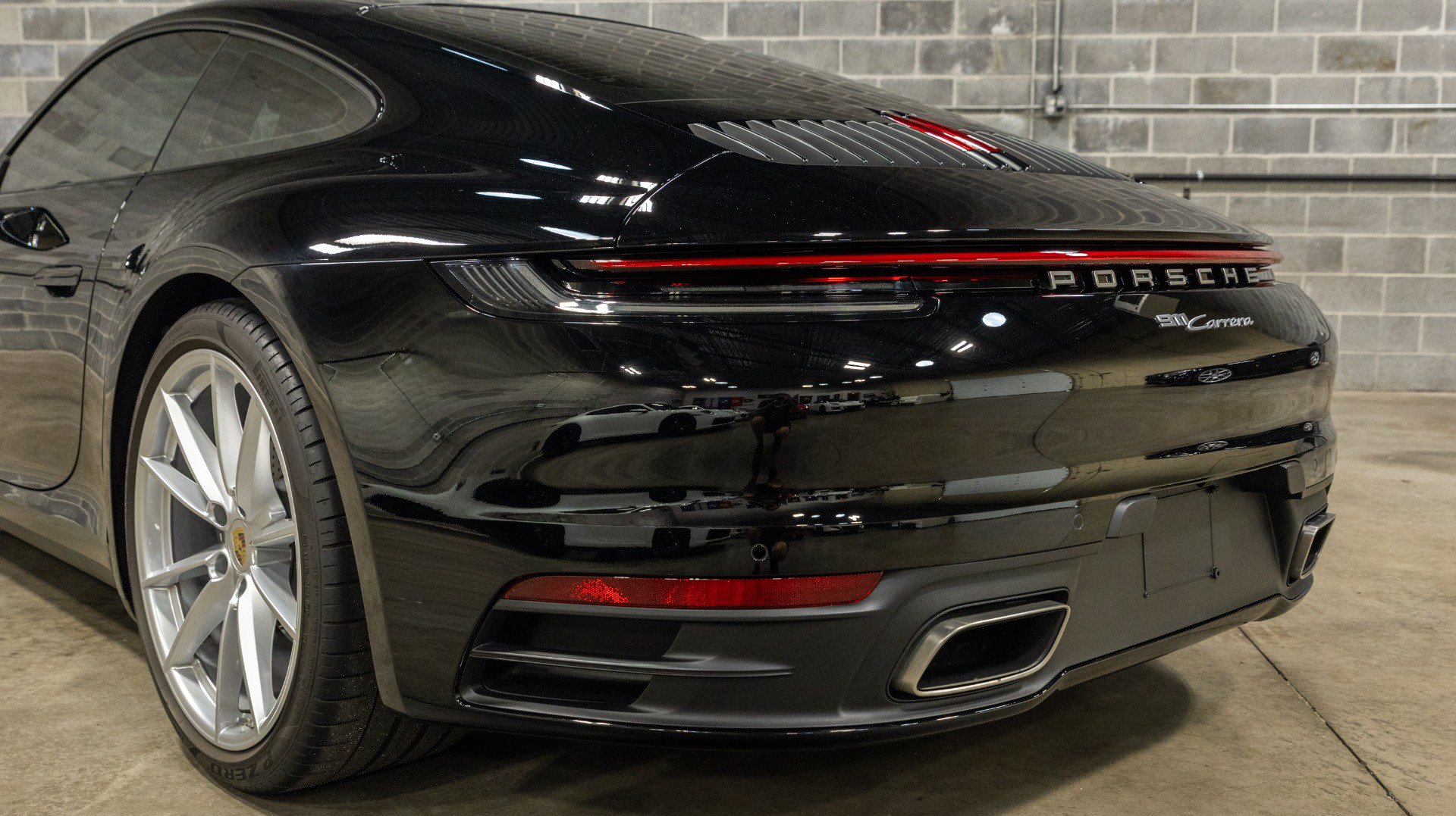 Used 2020 Porsche 911 Carrera RWD image 21