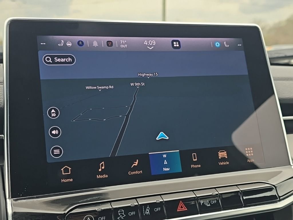 Certified 2025 Jeep Compass Limited w/ Elite Group image 40