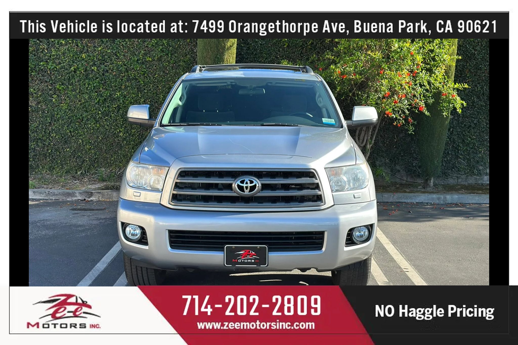 Used 2012 Toyota Sequoia SR5 w/ Sport Appearance Pkg image 3