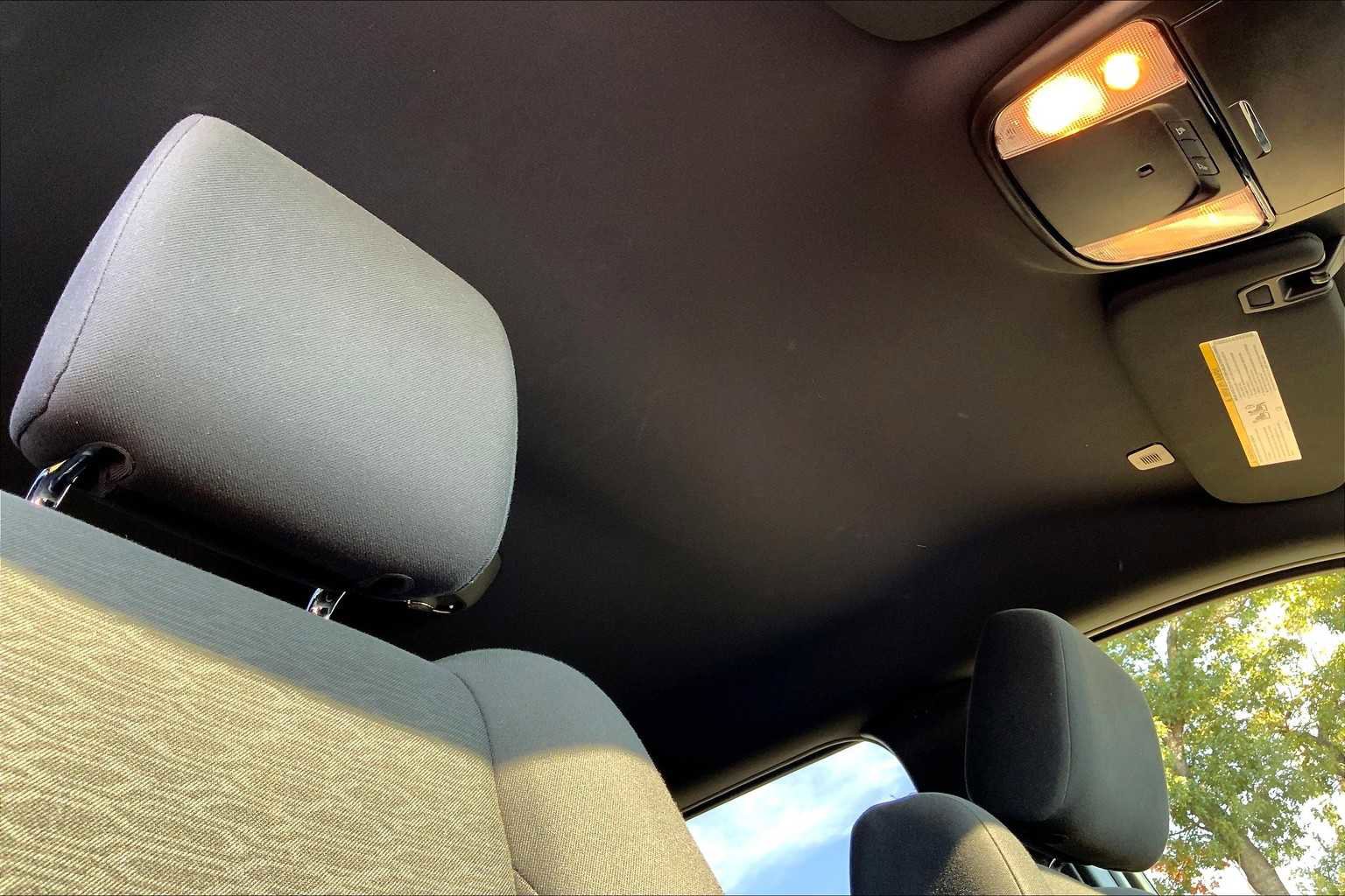 Used 2024 Dodge Durango SXT w/ 3rd Row Seating Group image 24