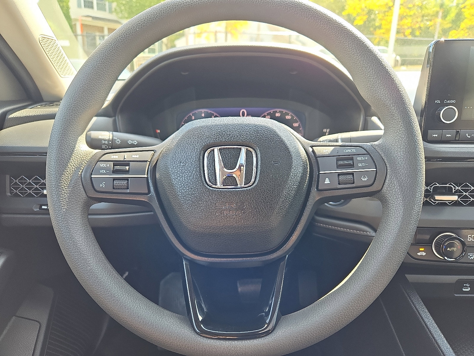 Used 2025 Honda Accord SE image 19