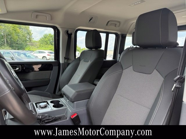 Used 2024 INEOS Grenadier Station Wagon AWD/4WD image 14