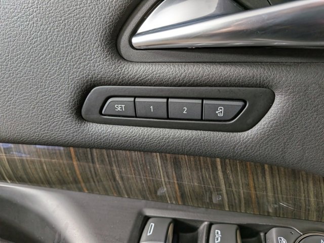 Used 2021 Cadillac XT4 Premium Luxury image 10