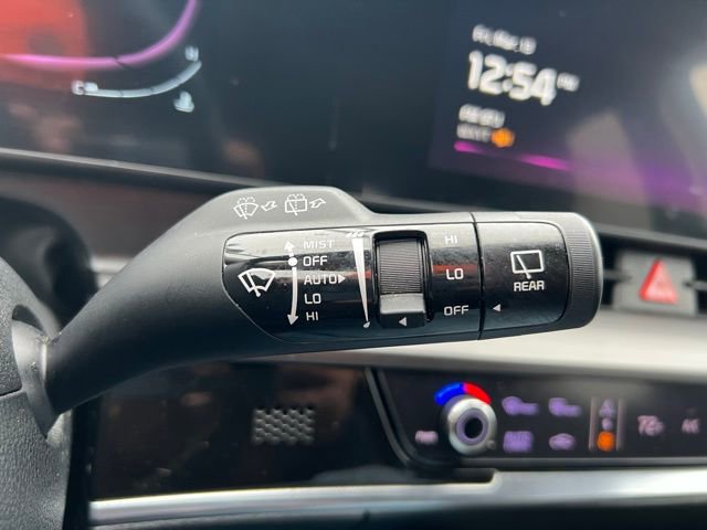 Used 2023 Kia Sportage EX image 15