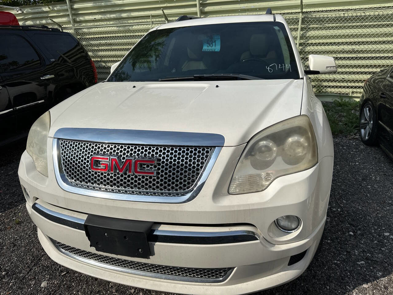 Used 2012 GMC Acadia Denali FWD image 2
