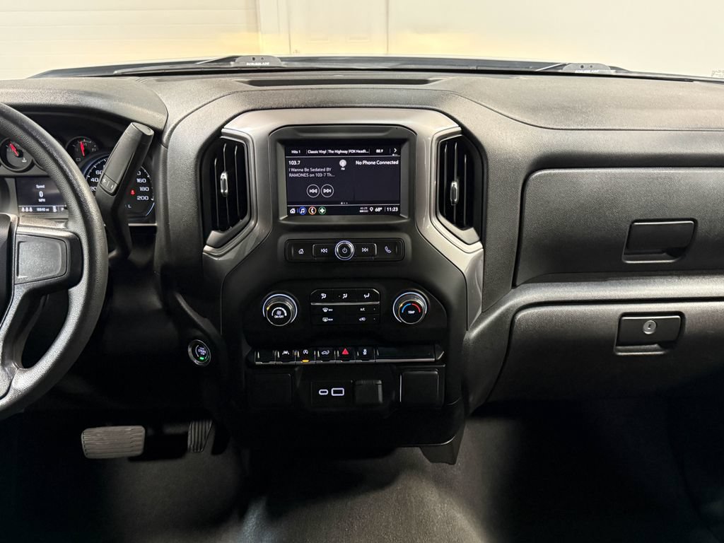 Used 2024 Chevrolet Silverado 1500 Custom AWD/4WD image 17