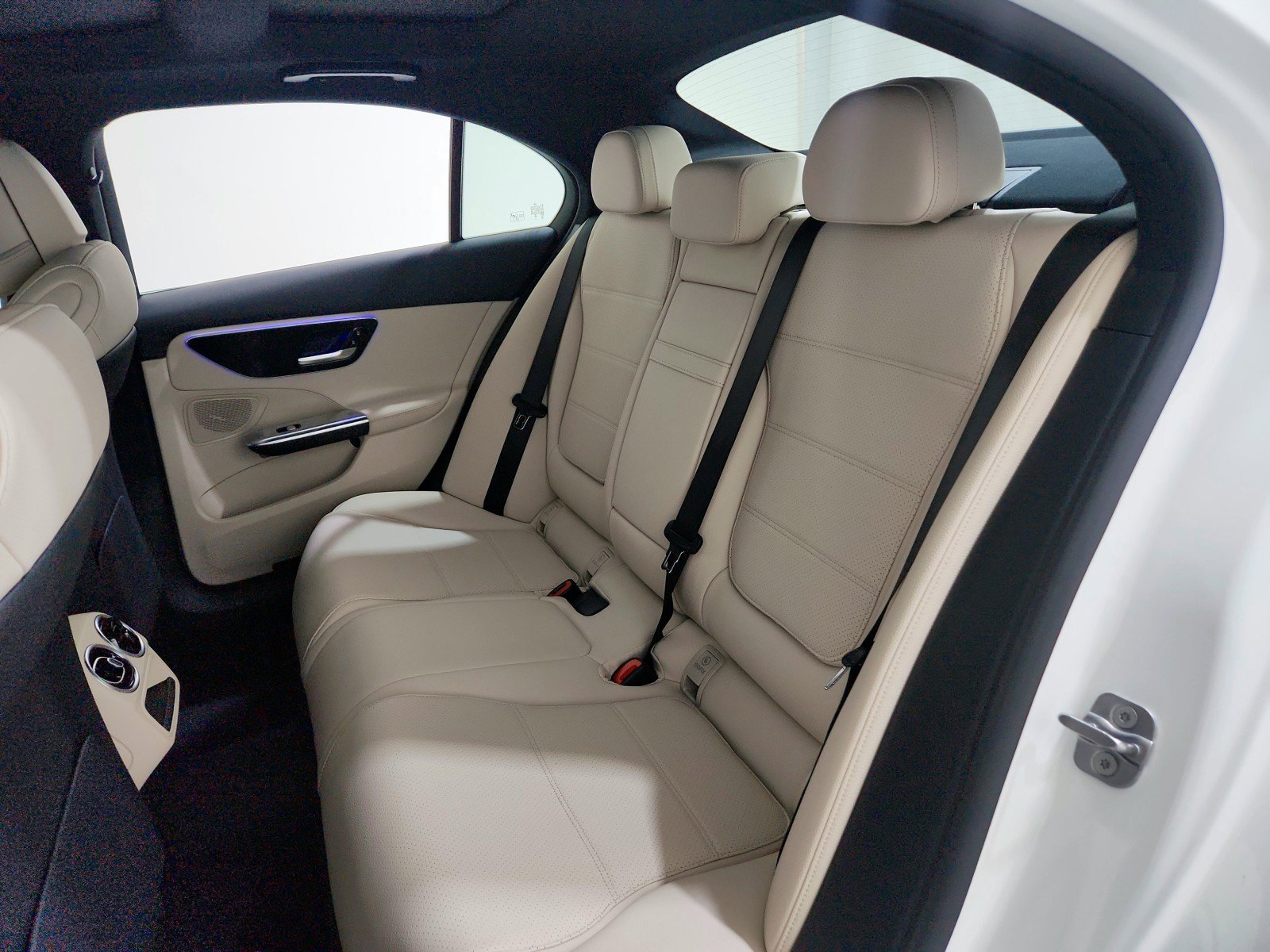 New 2025 Mercedes-Benz C 300 Sedan image 12