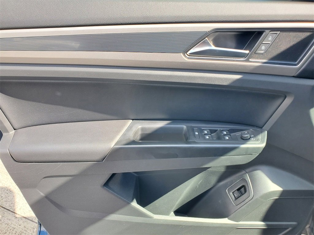 Used 2021 Volkswagen Atlas SE image 20