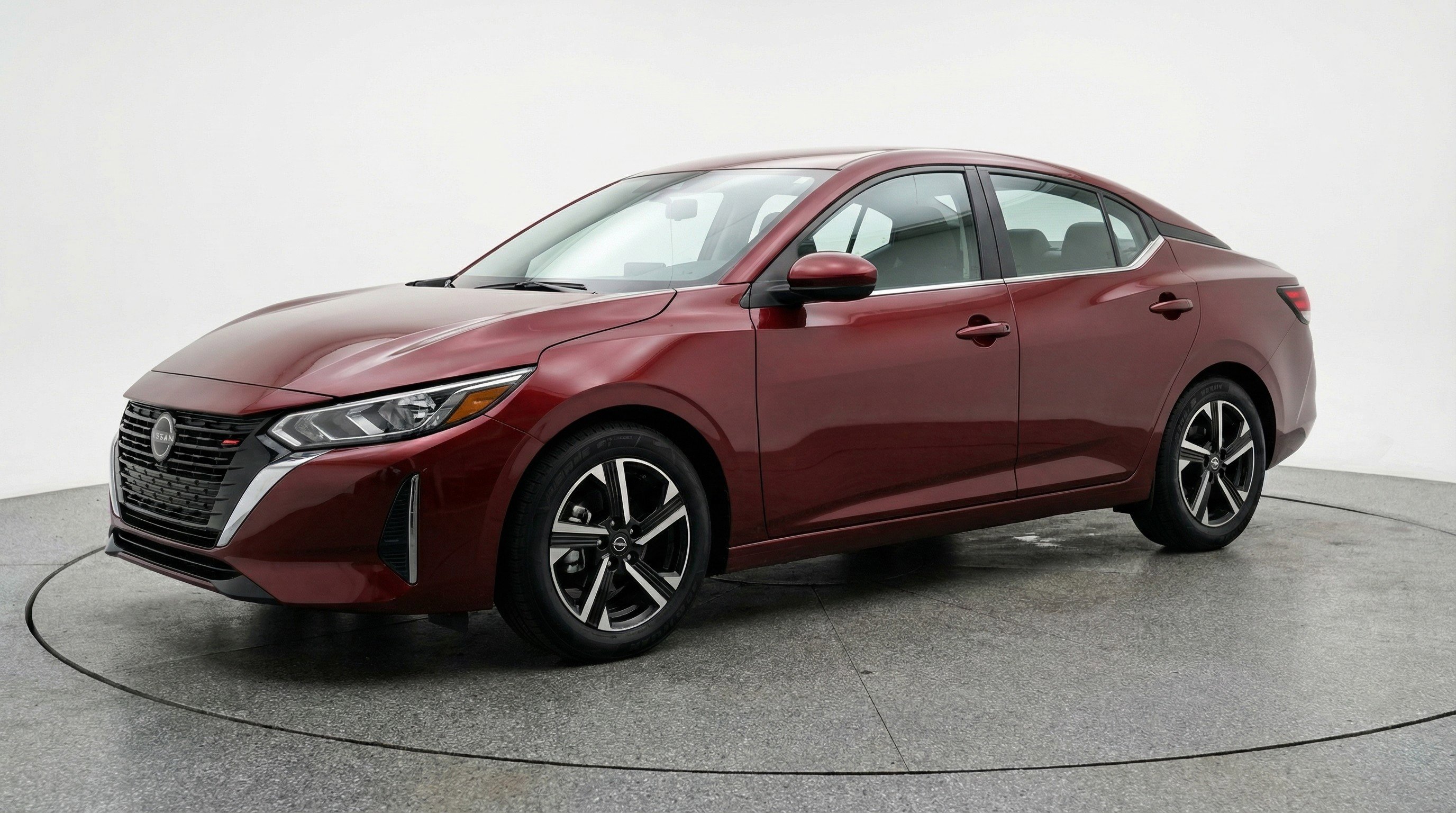 Used 2025 Nissan Sentra SV FWD image 3