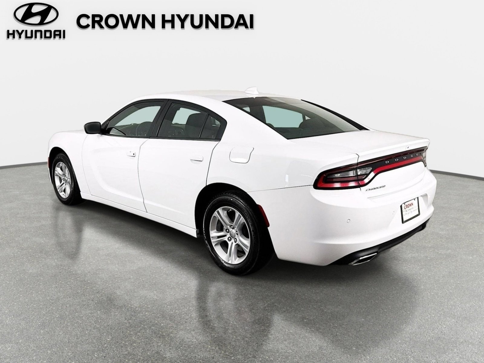 Used 2023 Dodge Charger SXT image 8