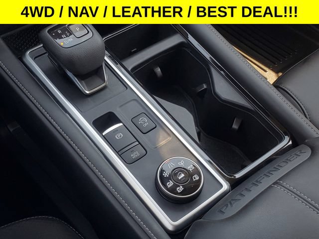 Used 2024 Nissan Pathfinder SL AWD/4WD image 23
