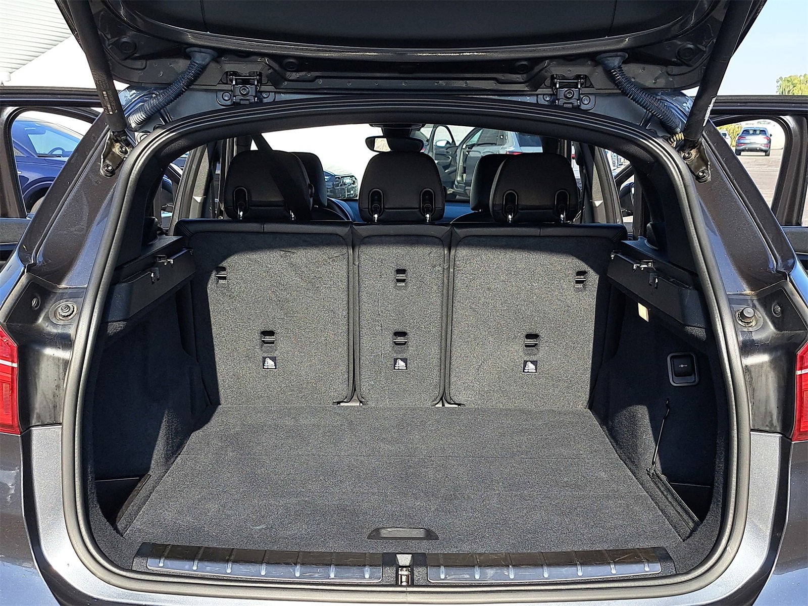 Used 2020 BMW X1 sDrive28i image 12