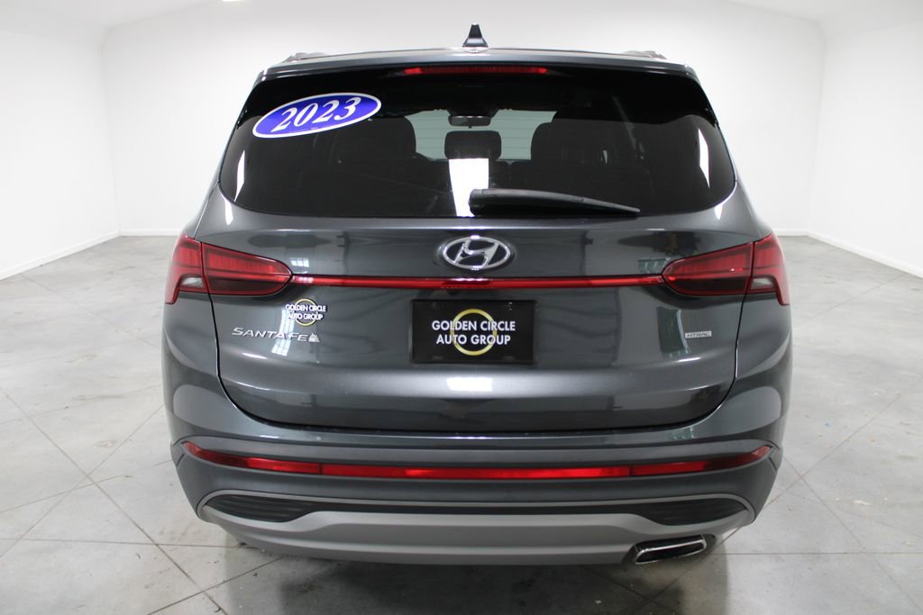 Used 2023 Hyundai Santa Fe SE AWD/4WD image 7