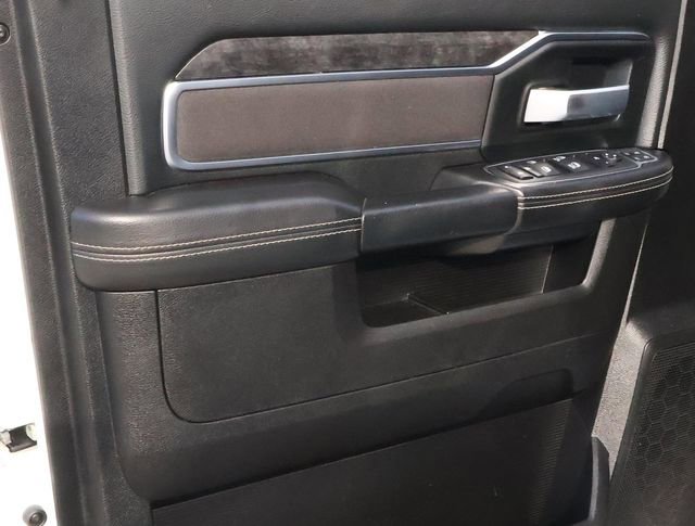 Used 2024 RAM 3500 Lone Star w/ Sport Appearance Package image 15