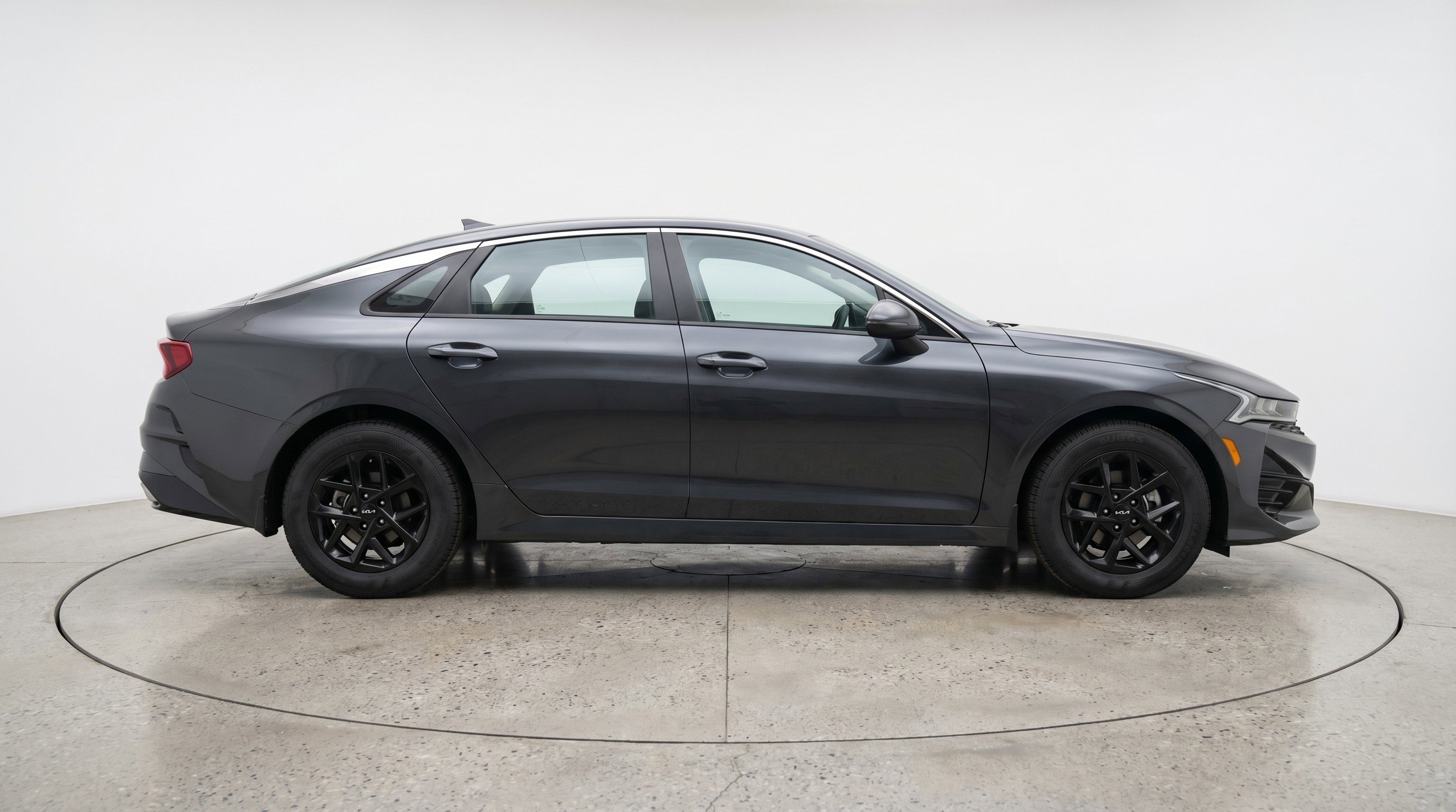 Used 2025 Kia K5 LXS FWD image 11