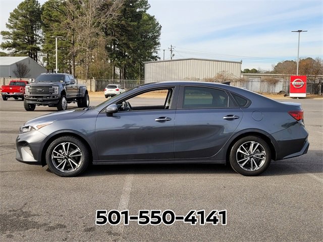 Used 2022 Kia Forte LXS w/ LXS Technology Package image 2