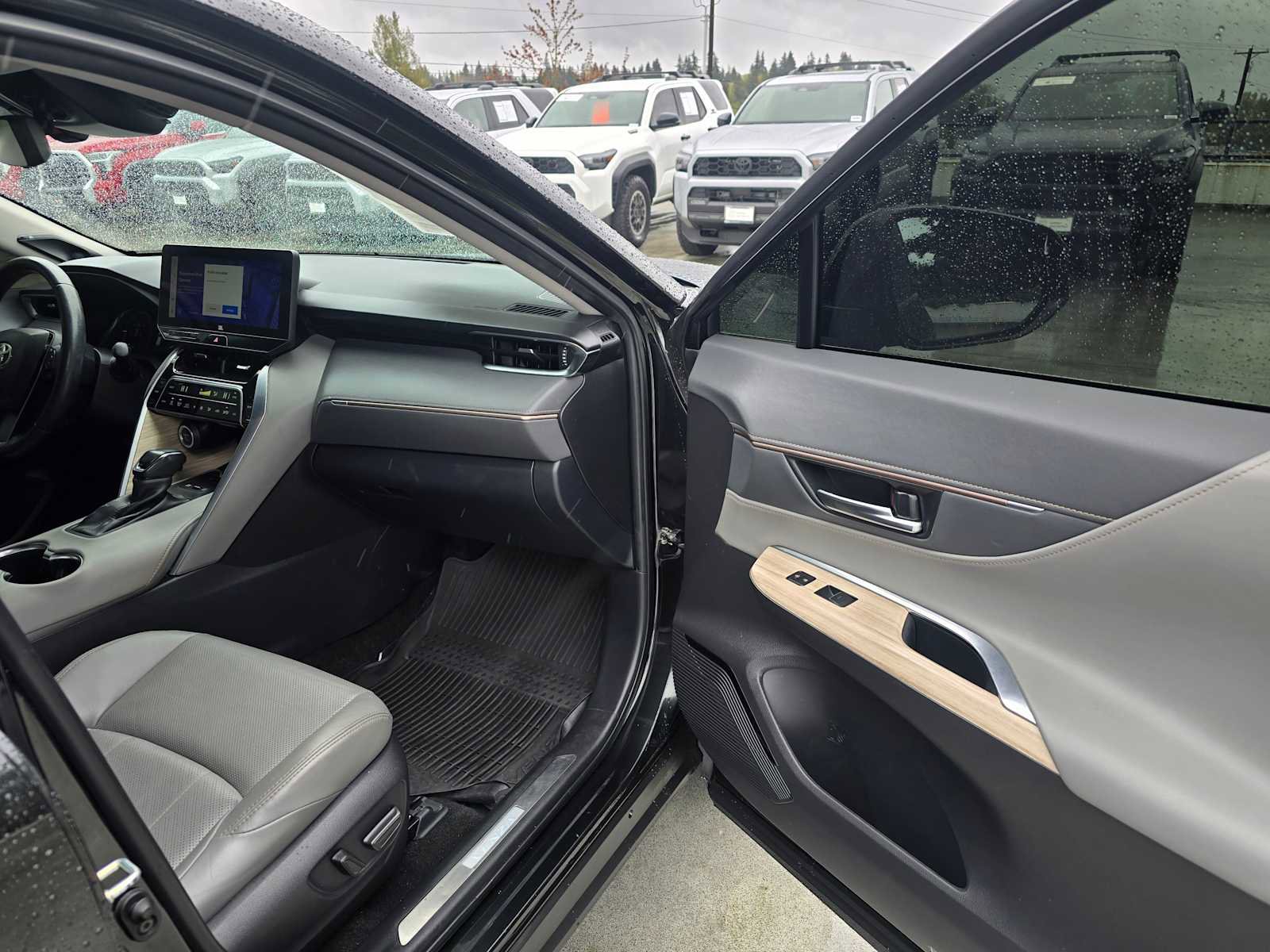 Certified 2023 Toyota Venza Limited AWD/4WD image 10