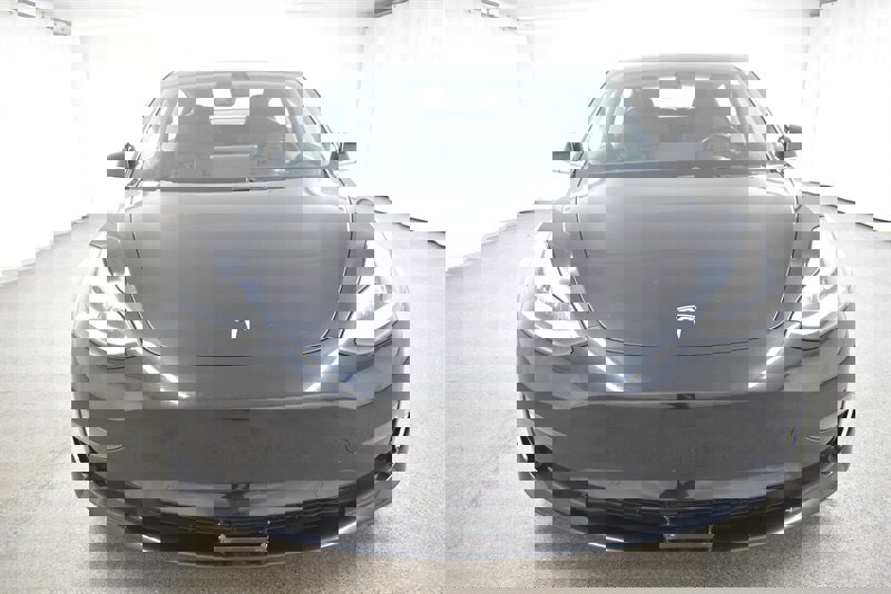 Used 2018 Tesla Model 3 Long Range image 2