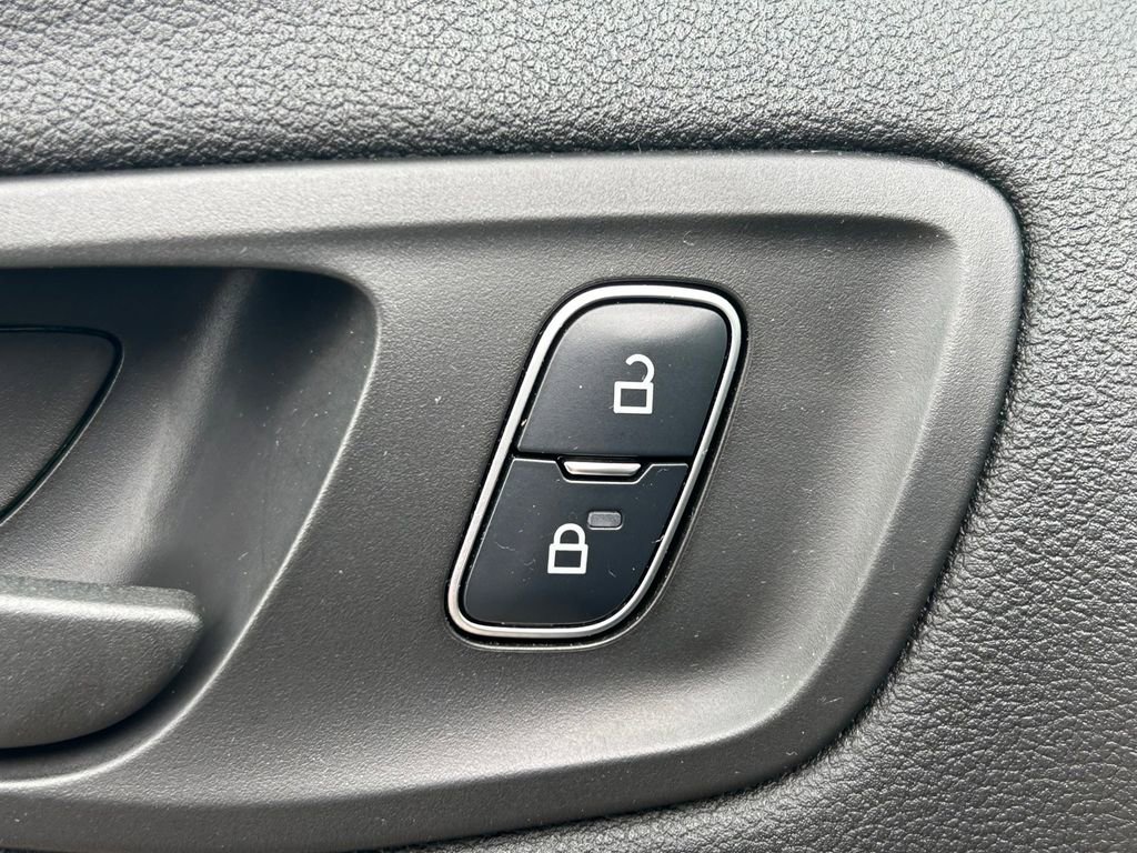 Used 2017 Ford Escape S FWD image 22