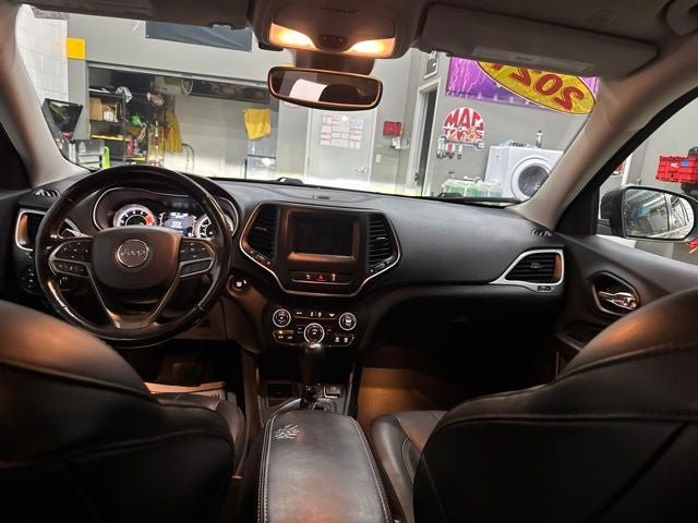 Used 2021 Jeep Cherokee Latitude Lux FWD image 21
