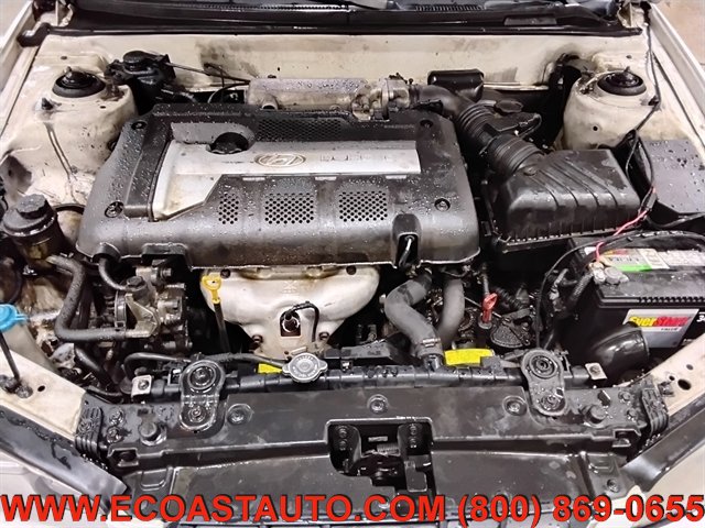 Used 2005 Hyundai Elantra GLS FWD image 9