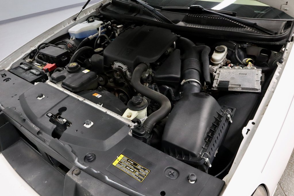 Used 2011 Lincoln Town Car Signature Limited w/ Continental Edition Pkg image 15