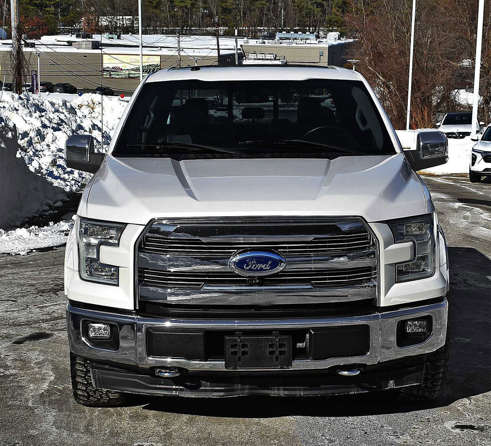 Used 2017 Ford F150 Lariat w/ Equipment Group 502A Luxury image 5