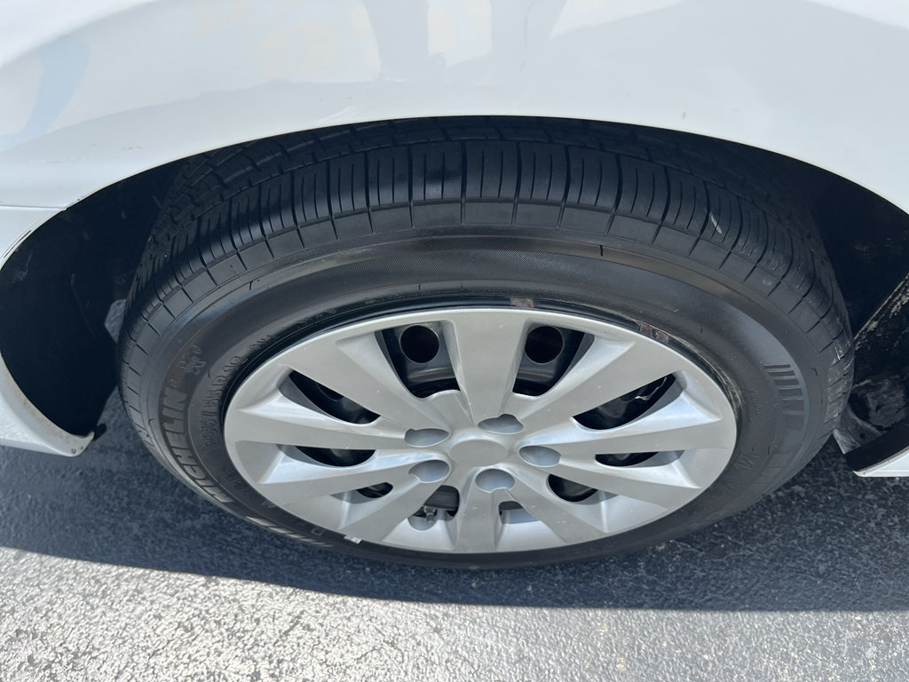 Used 2016 Nissan Sentra S FWD image 48